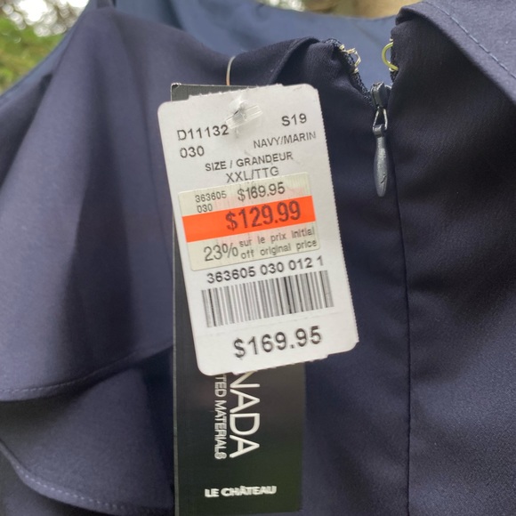 Beautiful Le Chateau dress - Picture 3 of 3